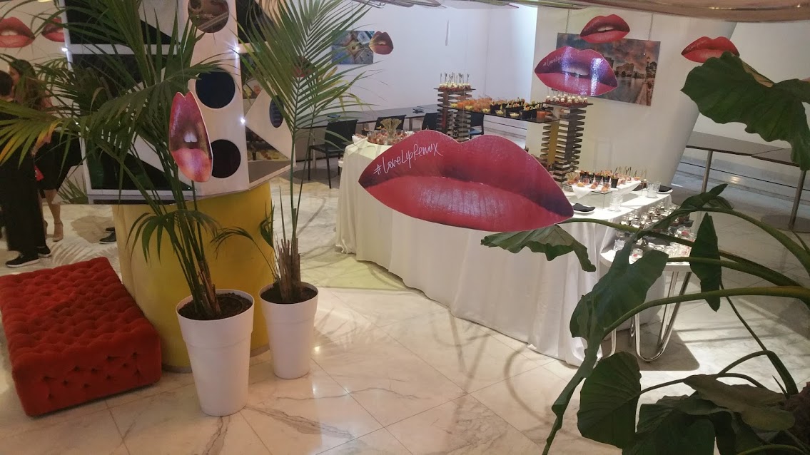 Lancio nuova linea di rossetti Estée Lauder - 10