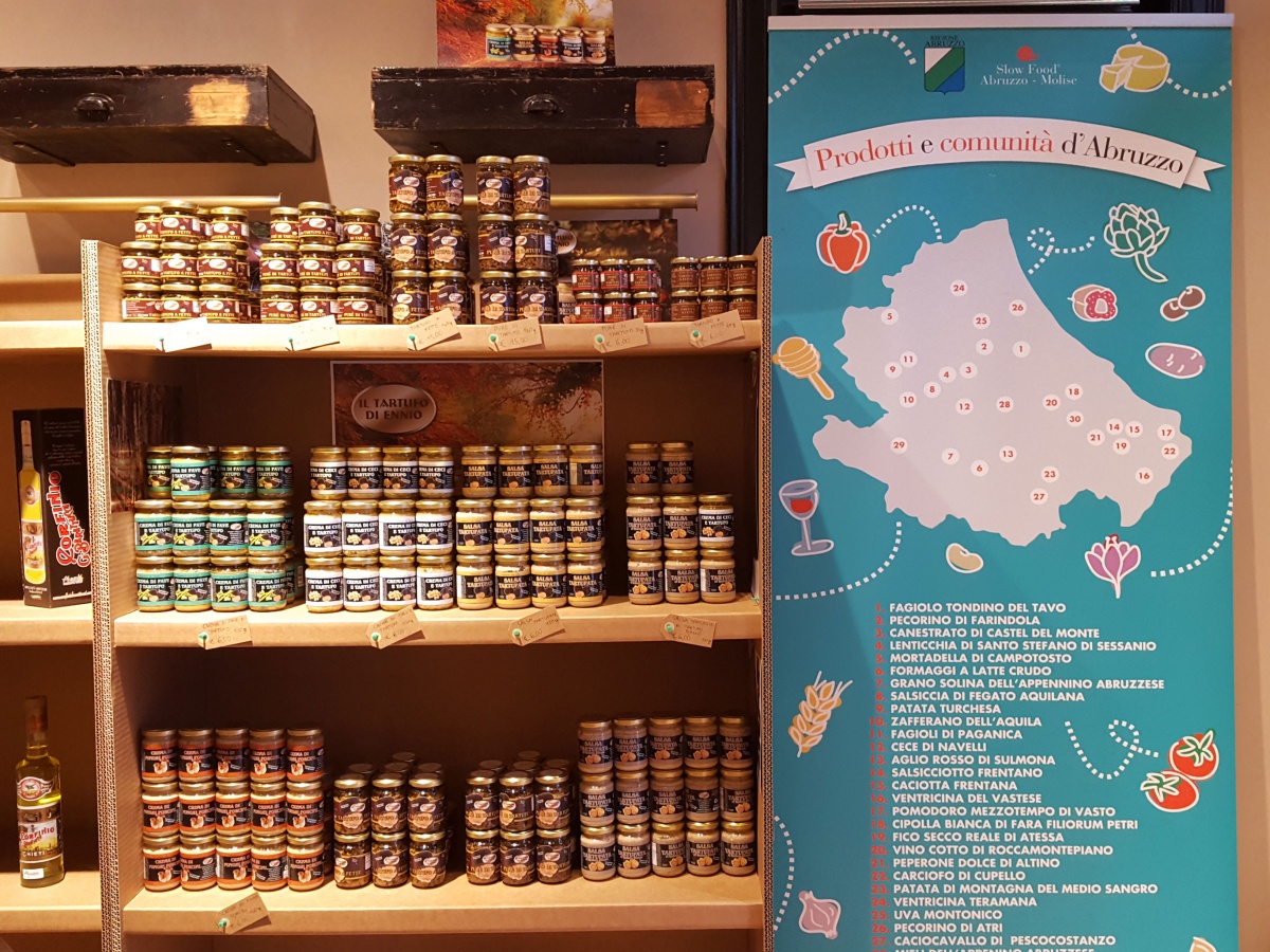 Temporary store per Promos - 3