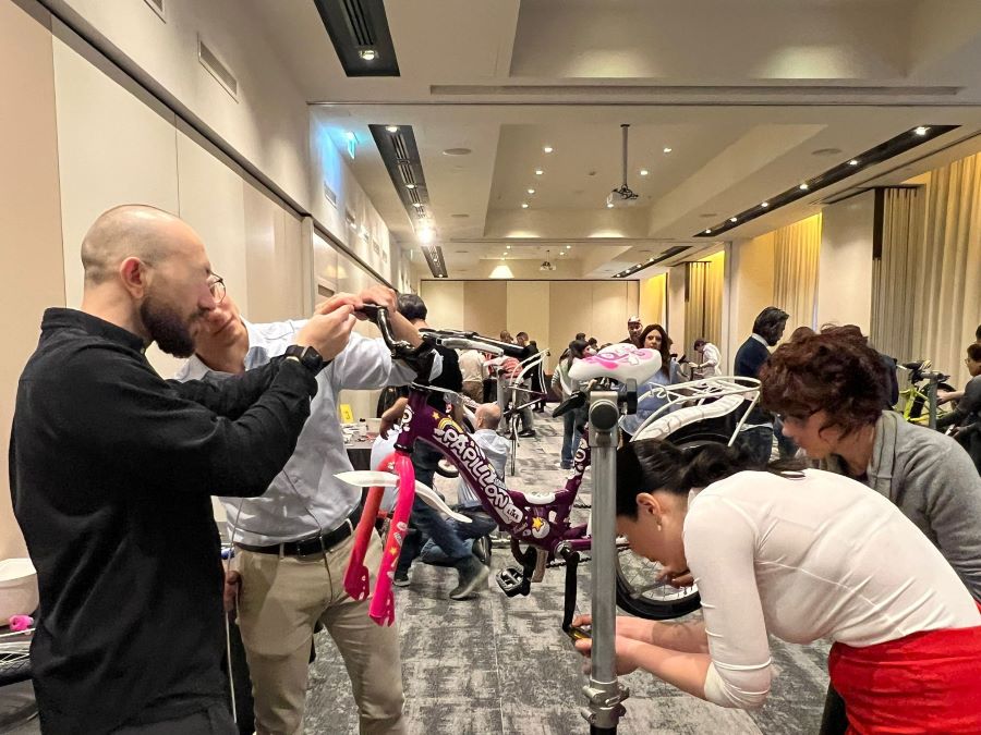 Bike building: il team building sociale e creativo - 0