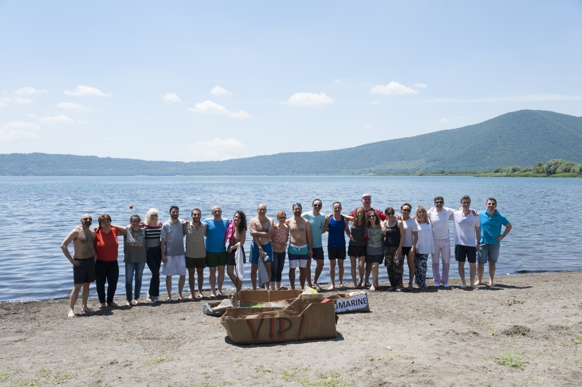 Smart Eventi: Team building carton boat per Daimler Merfina - 9