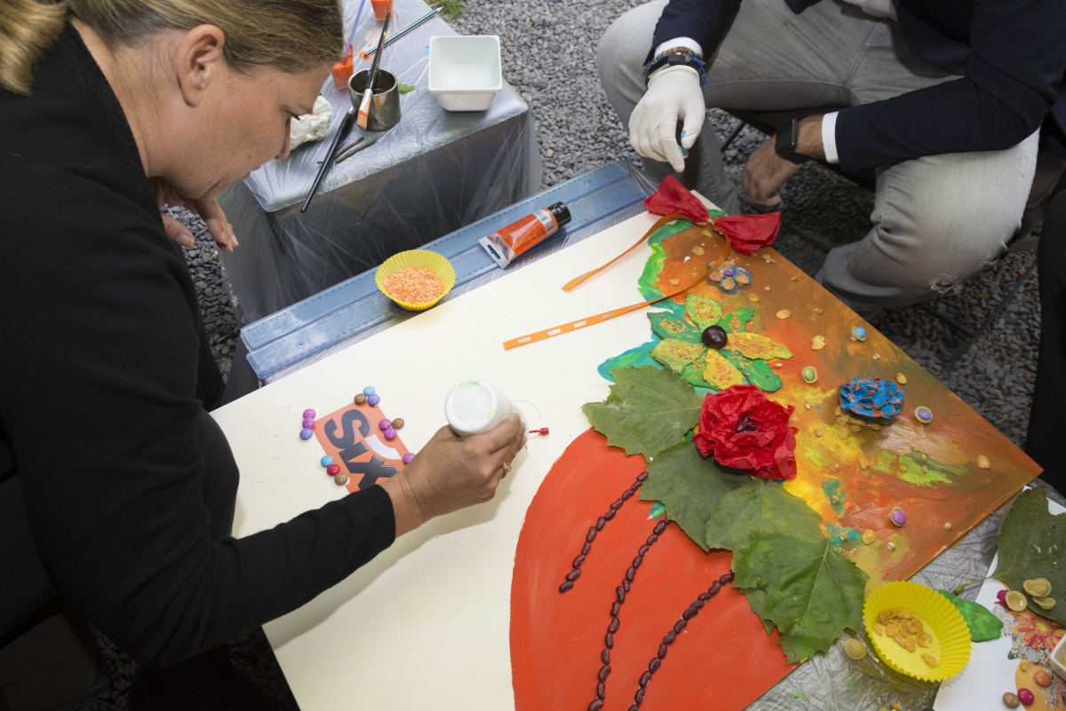 Team Building Paint Company per Sixt Rent Car - 14