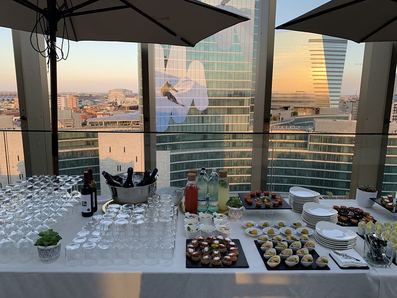 Evento estivo Selexi, un’apericena con vista sulla dagli skyline Milanesi - 1
