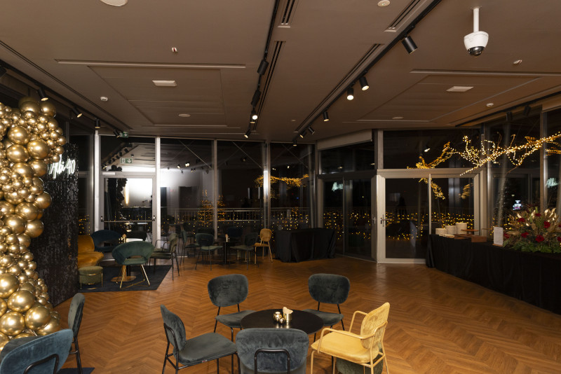 Celebrazione dei 40 anni tra eleganza, comfort e design - 0