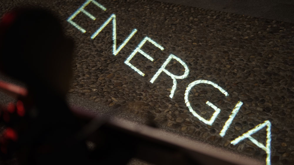 Aveda attività promozionale del nuovo store in Brera - 11