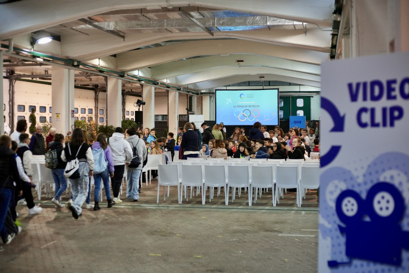 Le Olimpiadi del Riciclo: Come GECO e Smart Eventi Rivoluzionano l'Educazione Ambientale per i Giovani - 10