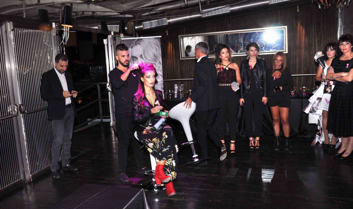 Primo contest di un tour promozionale tra i saloni Aveda - 3