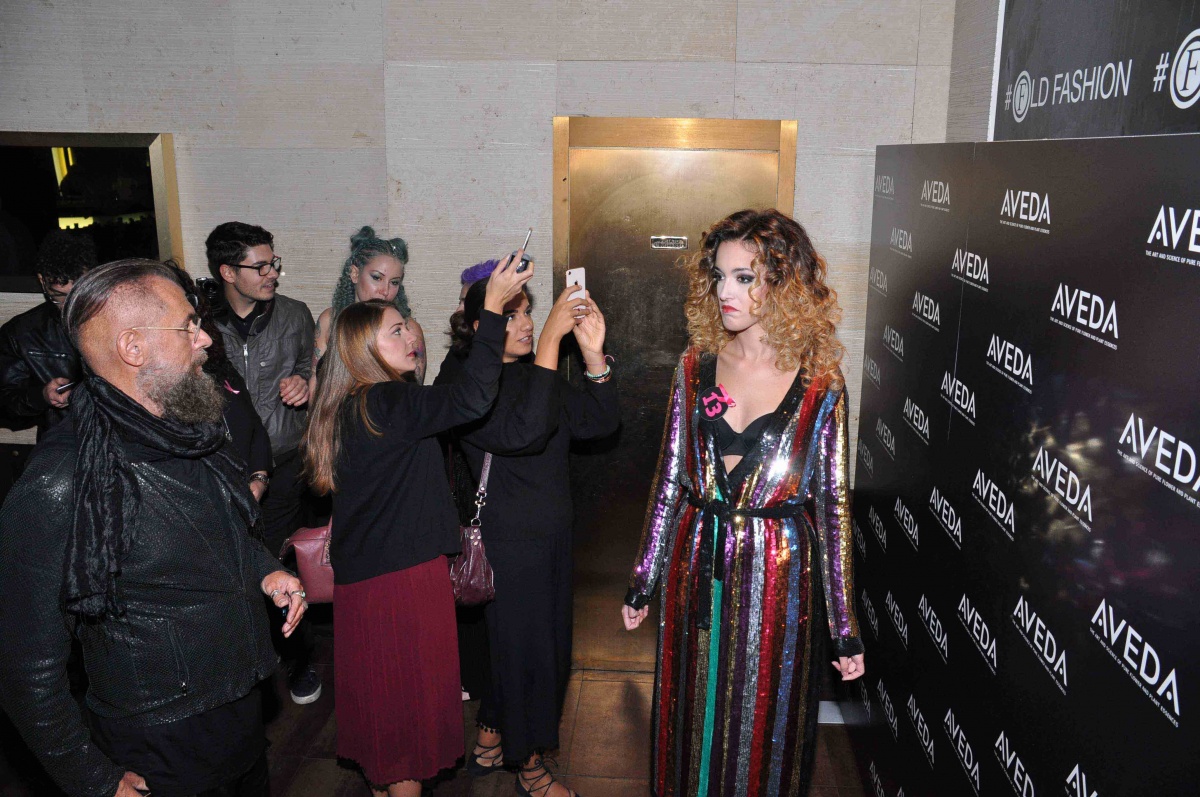 Primo contest di un tour promozionale tra i saloni Aveda - 8