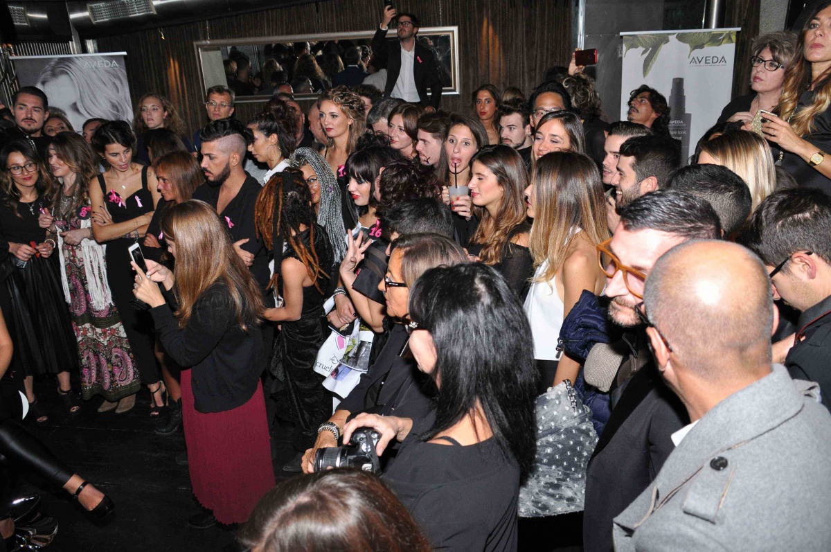 Primo contest di un tour promozionale tra i saloni Aveda - 35