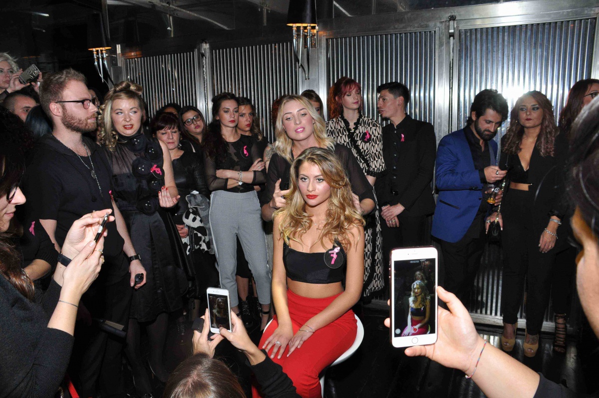 Primo contest di un tour promozionale tra i saloni Aveda - 53