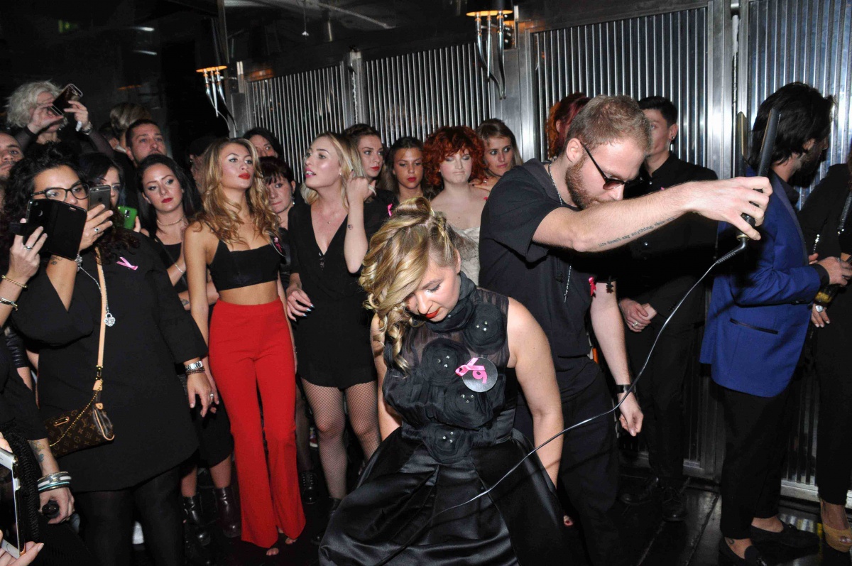 Primo contest di un tour promozionale tra i saloni Aveda - 45