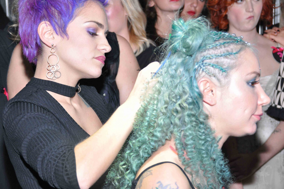 Primo contest di un tour promozionale tra i saloni Aveda - 49