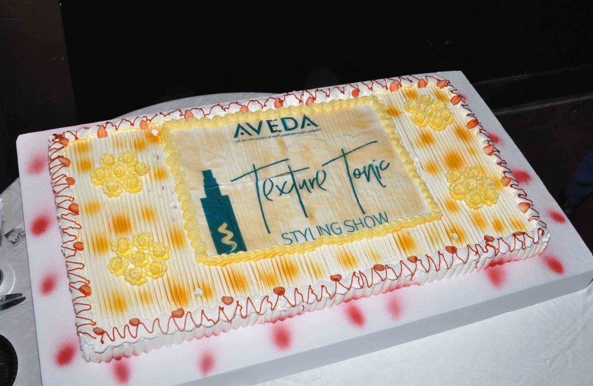 Primo contest di un tour promozionale tra i saloni Aveda - 60