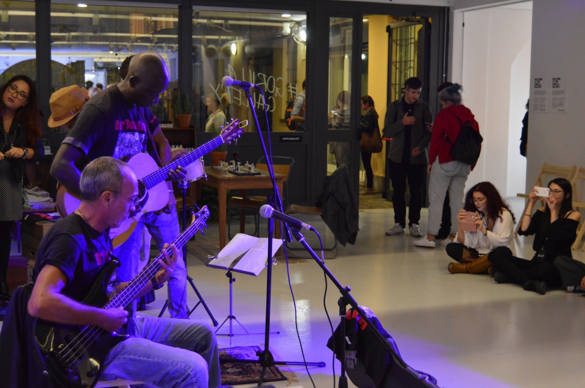 Mostra sensoriale di Lush Gorilla Perfume Volume IV Gallery - 11