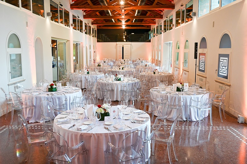 Un pranzo di gala in una splendida location vicino Milano - 0