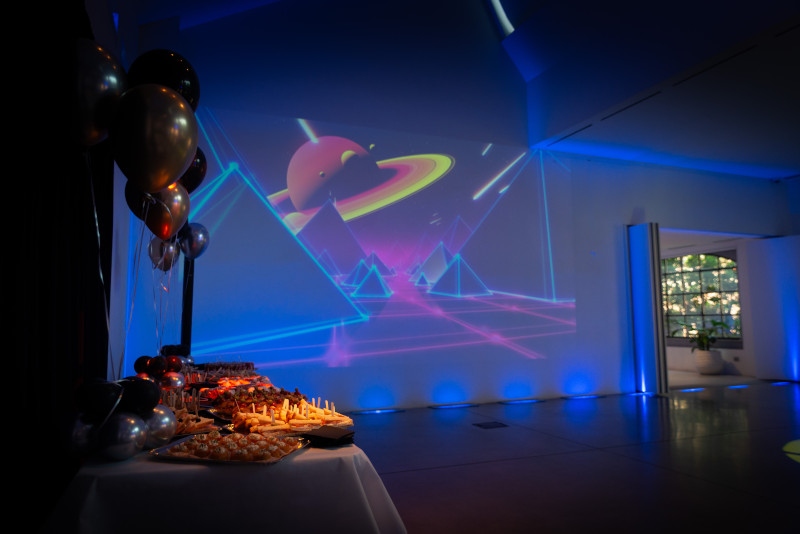 Organizzazione festa compleanno 60 anni location moderna total white Milano - 7