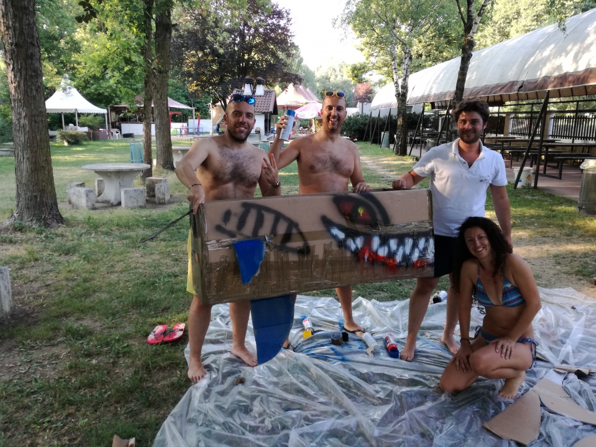 Team building carton boat per Decathlon - 10