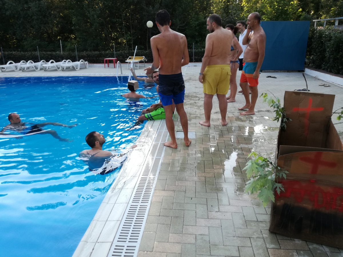 Team building carton boat per Decathlon - 9