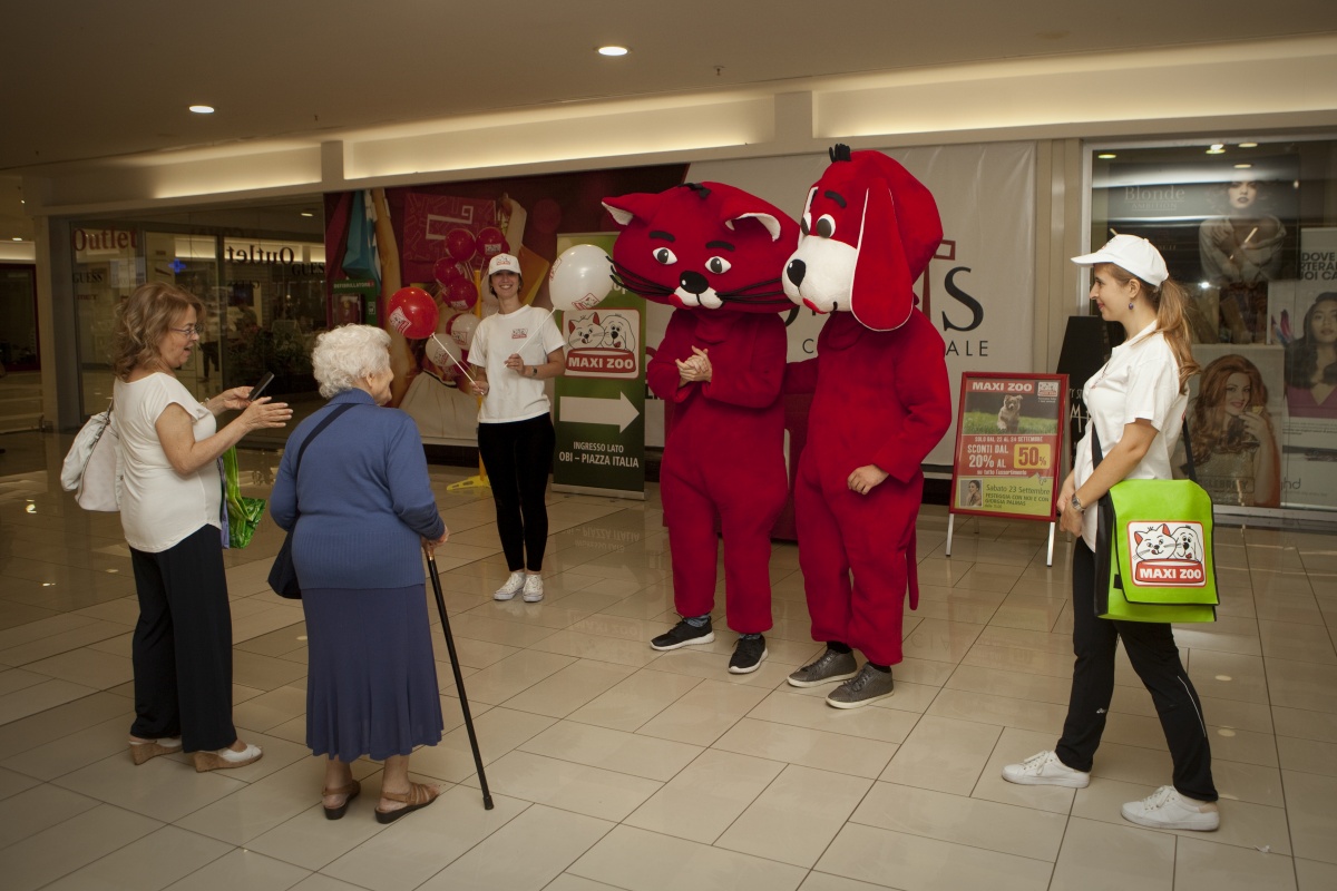 Villaggio Maxizoo a Roma con la testimonial Giorgia Palmas - 15