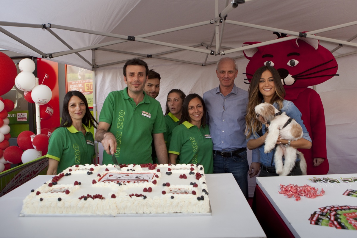 Villaggio Maxizoo a Roma con la testimonial Giorgia Palmas - 2