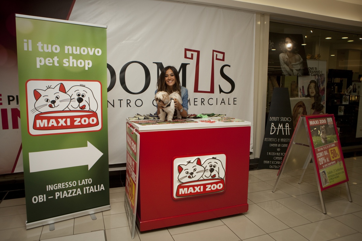 Villaggio Maxizoo a Roma con la testimonial Giorgia Palmas - 8