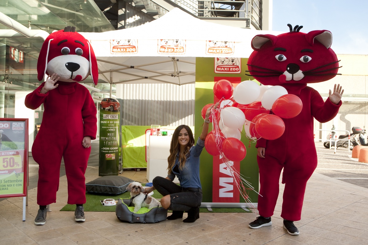 Villaggio Maxizoo a Roma con la testimonial Giorgia Palmas - 10