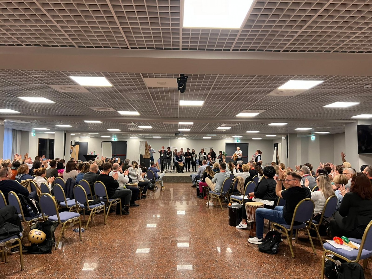 Un Team Building Musicale per Valorizzare l'Armonia nell'Ambiente di Lavoro - 9