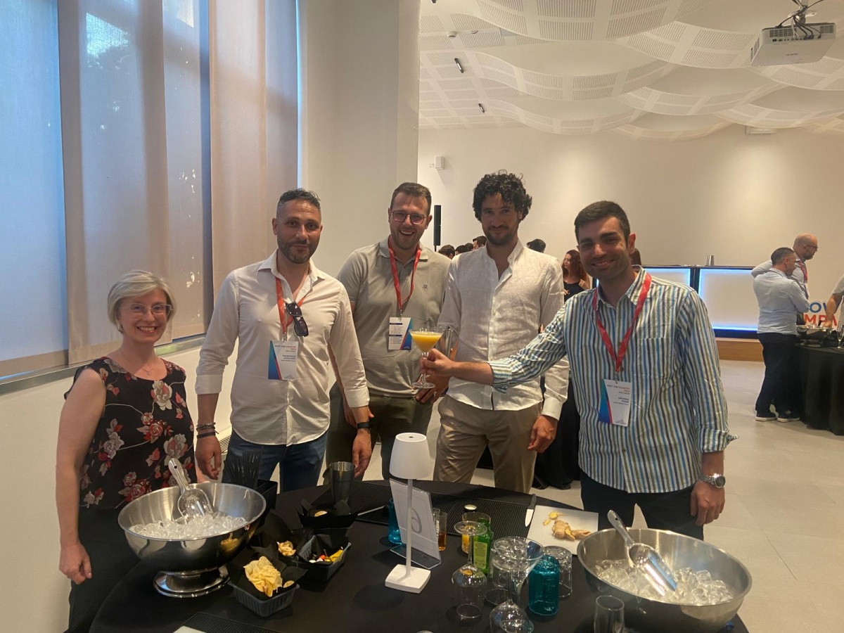 Team Building Estivo: Cocktail Challenge e Cena in Terrazza Incantano i Partecipanti - 0