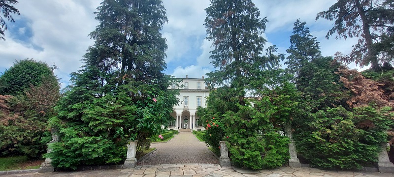 Location scouting, gestione logistica, staff e catering per un grande evento a Milano - 11