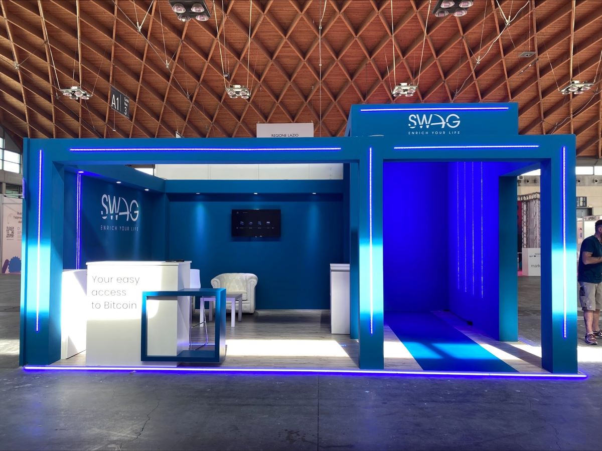 Uno stand creativo per una fiera importante - 0