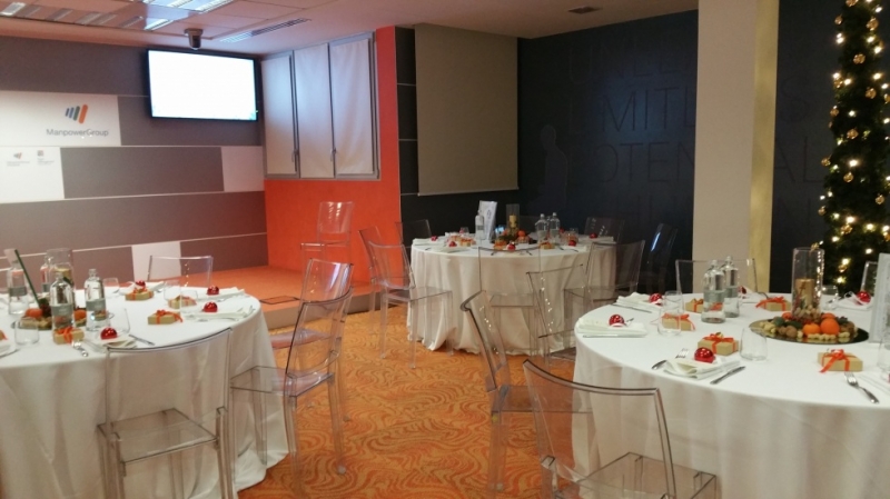 Smart Eventi: Team building “Cena con delitto" all'interno dell'azienda Manpower. - 9