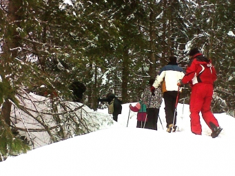 R1 team building ciaspole sulla neve a Schilpario