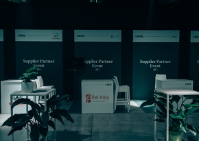 Abbiamo organizzato il Supplier Partner Event per CBRE GWS: una fiera aziendale con 30 stand espositivi, catering per 300 ospiti e guest speaker d'eccezione.
