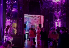 Una splendida festa di Carnevale aziendale, curata nei minimi dettagli, in una splendida location