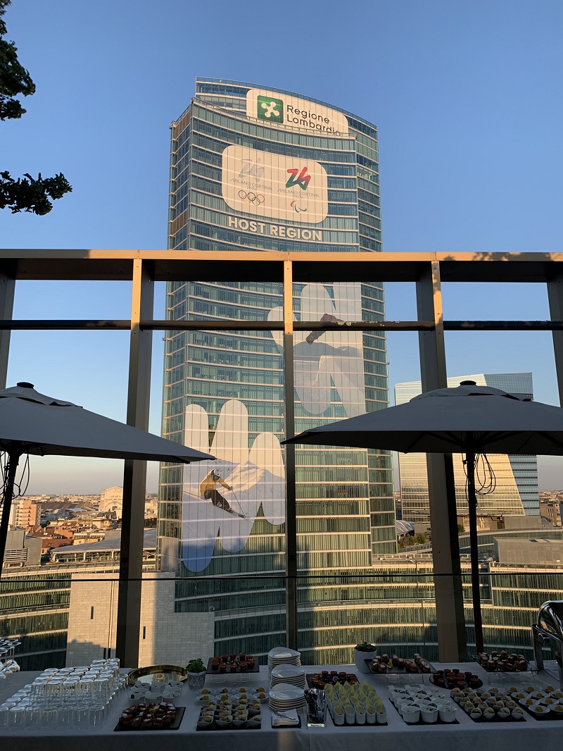 Evento estivo Selexi, un’apericena con vista sulla dagli skyline Milanesi - 3